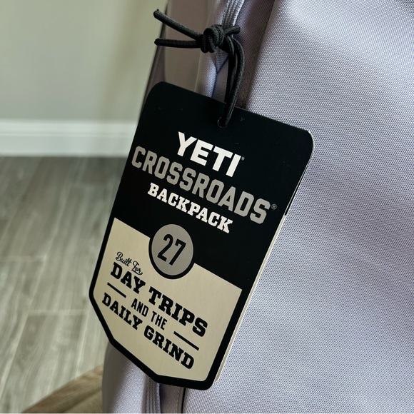 YETI Crossroads 27L Backpack cosmic lilac - Picture 3 of 10